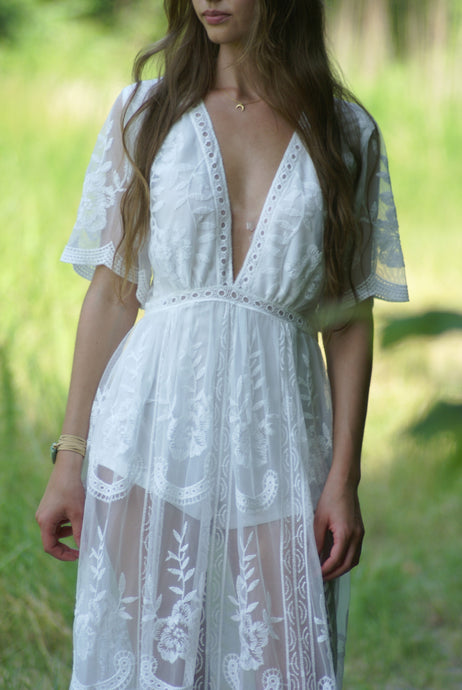 Ethereal Lace Maxi Dress | Claire de Lune Boutique